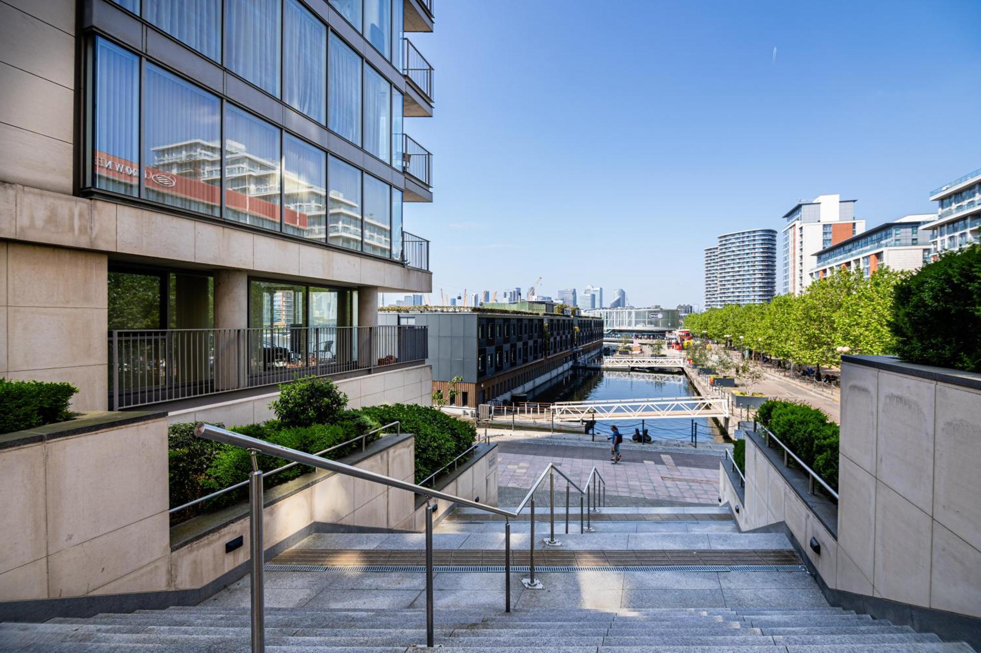 London Excel Waterfront Serenity Apartment Exterior photo